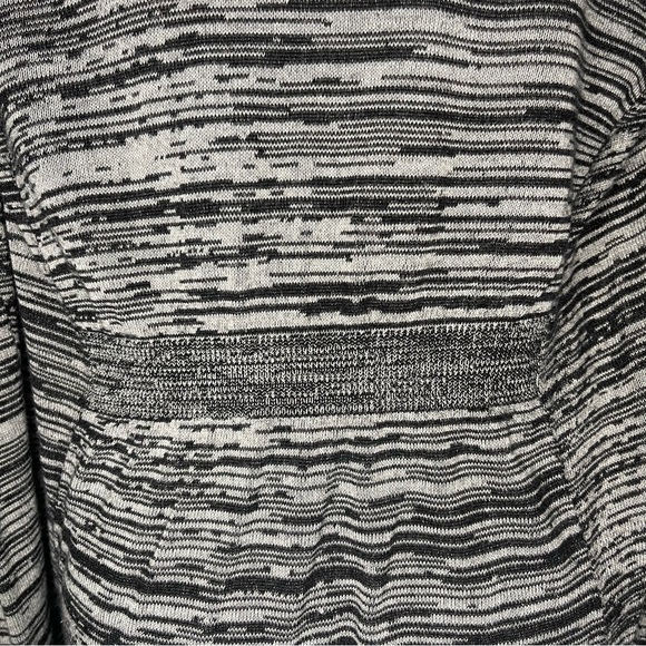 🫶 Express Cardigan - Picture 3 of 5